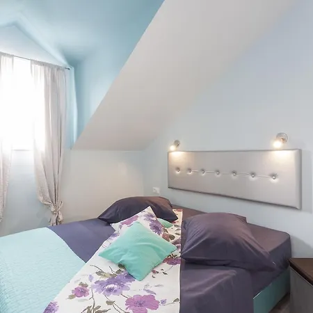 Apartment Luxury Marhella & Jakov
