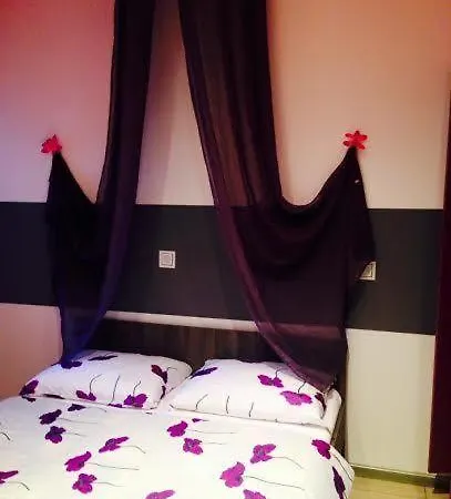 Luxury Marhella & Jakov Апартаменты *